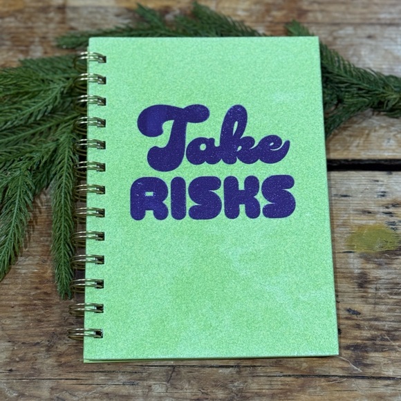 Spiral Notebook, Push Pins and Star Pen Set - Picture 4 of 5